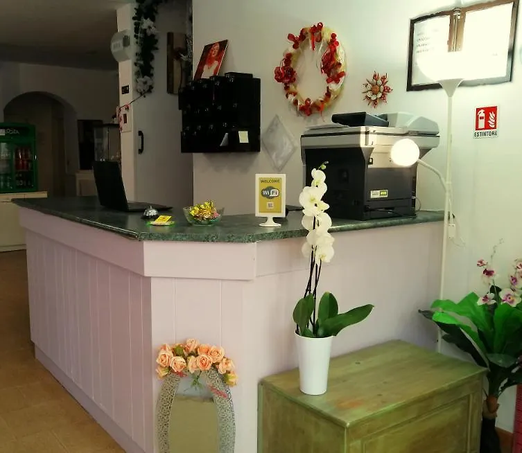 Hotel Criss Rimini Bed & Breakfast