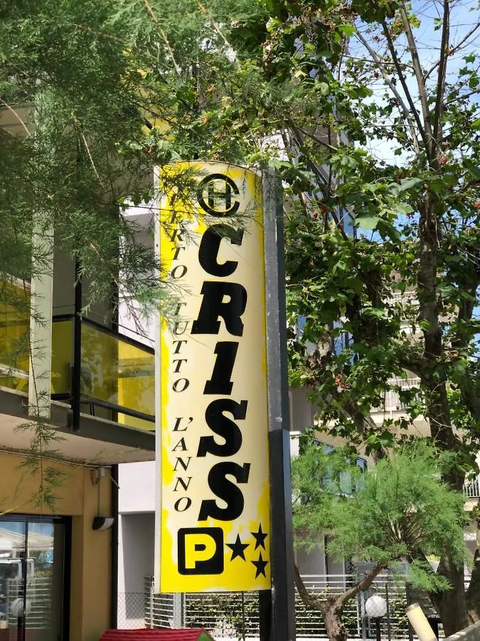 فندق مبيت وإفطار ريميني Hotel Criss